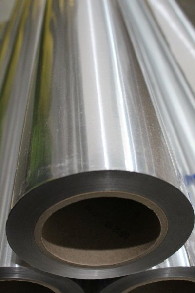 Zoom bilde av Multifolie PET/ALU/PET (1,0m)